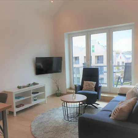 Wolke 7, Am Alten Deich 4, 2 34